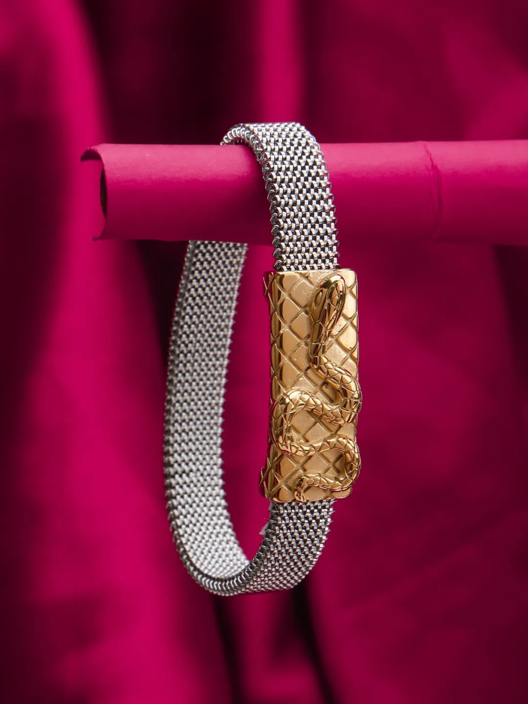 Platinum Naga Regale Kada